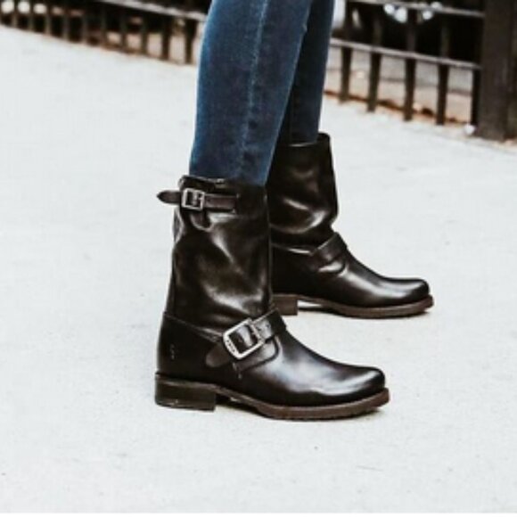 Frye Boot - Veronica Shortie - Picture 2 of 6